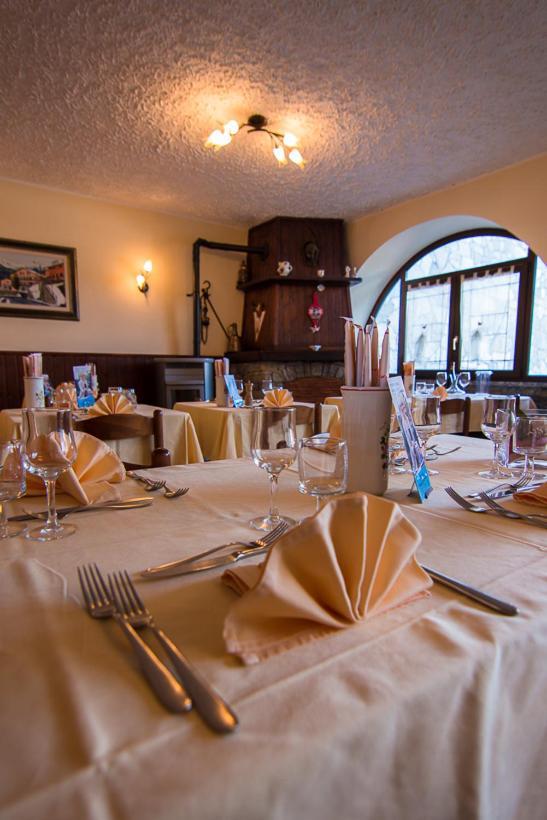 Hotel Ristorante Miravalle Teglio Exteriér fotografie